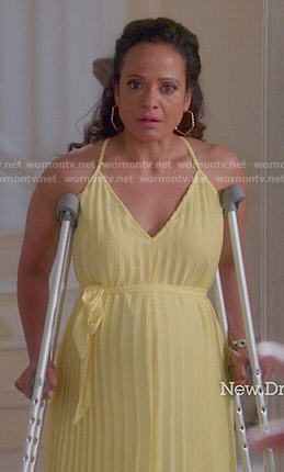 Zoila's yellow pleated maxi dress on Devious Maids
