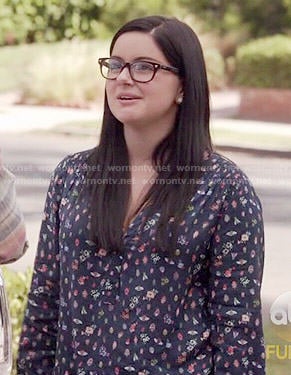 Alex's blue bug print top on Modern Family