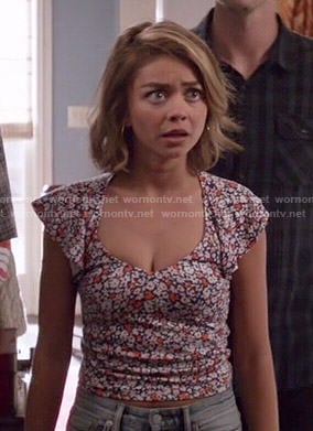 Haley's floral crop top on Modern Family