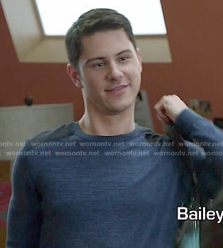 Shane's blue sweater with shoulder patches on Faking It