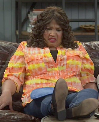 Yolanda's orange tie dyed print shirt on Young and Hungry