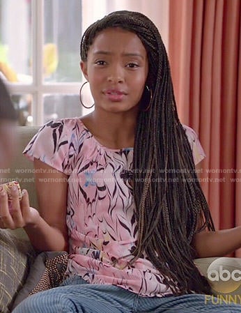 Zoey's pink marbled print top on Black-ish