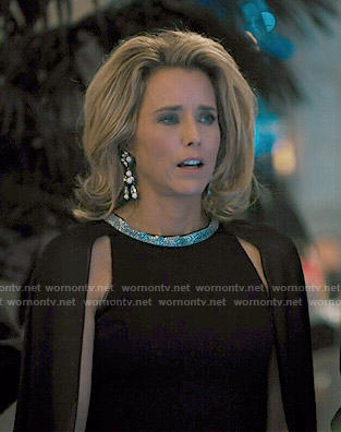 Elizabeth's black caped gown on Madam Secretary