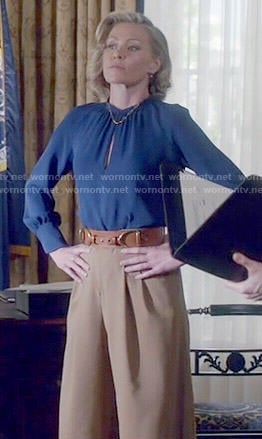 Elizabeth's blue blouse and wide leg pants on Scandal