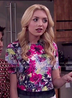 Emma's floral top on Jessie