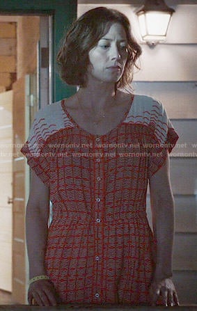 Nora's red and white printed button front dress on The Leftovers