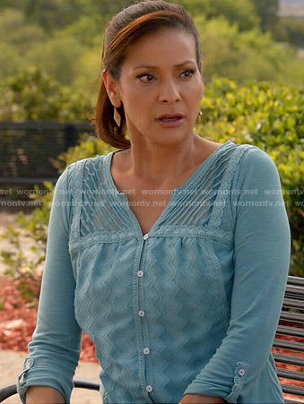 Regina's blue lace inset button front top on Switched at Birth