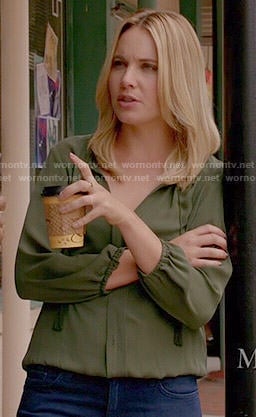 Camille's green blouse on The Originals