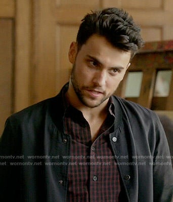 Connor's red checked shirt on How to Get Away with Murder