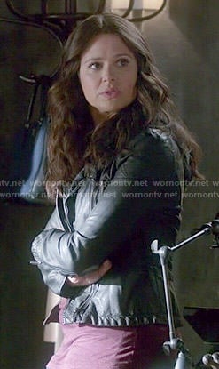 Quinn's leather hooded jacket on Scandal