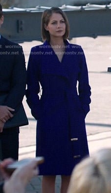 Thea's blue coat on Arrow