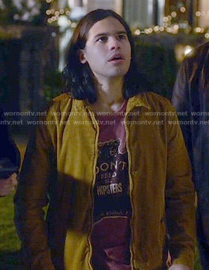 Cisco's Don't Feed the Hipsters t-shirt on The Flash
