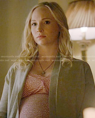 Caroline's pink heart print top on The Vampire Diaries