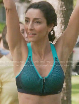 Delia's zip front sports bra on Girlfriends Guide to Divorce
