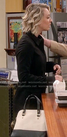 Penny's two-toned bag on The Big Bang Theory