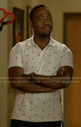 Winston's grey printed polo shirt on New Girl