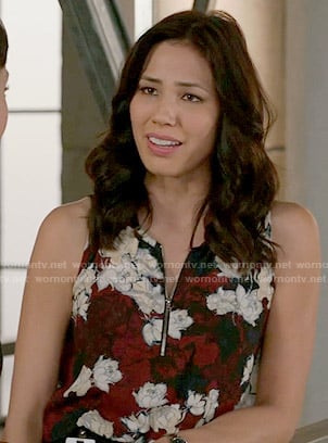 Angela's floral zip-front top on Bones