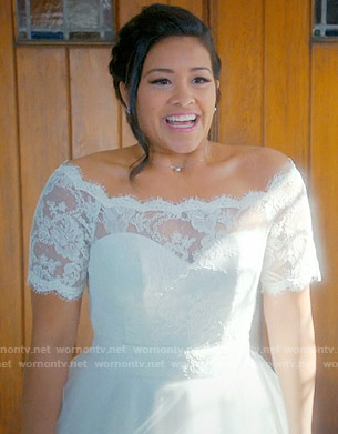 Jane's wedding dress on Jane the Virgin