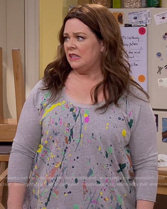 Molly's paint splatter print top on Mike and Molly