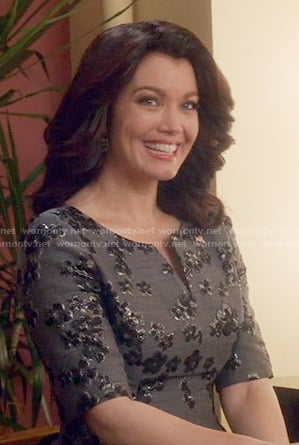 Mellie's grey floral dress on Scandal