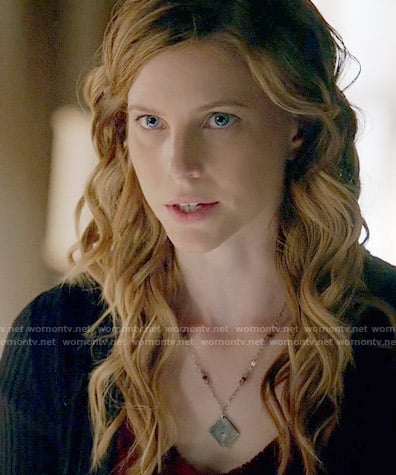 Valerie's necklace on The Vampire Diaries