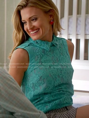 Paige's green collared lace top on Royal Pains