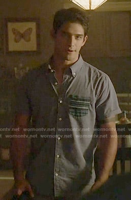 Scott's blue shirt with patterned pocket on Teen Wolf