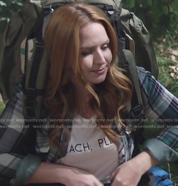 Mariah's Beach Please top and plaid shirt on The Young and the Restless