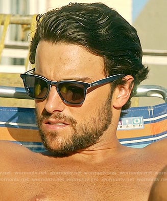 Connor's blue sunglasses on How to Get Away with Murder