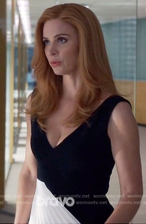 Donna's black and white pleated panel dress on Suits