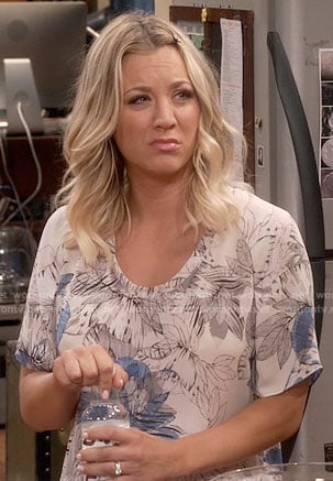 Penny's leaf print top on The Big Bang Theory