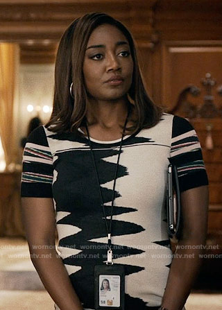 Daisy's black and white wavy pattern dress on Madam Secretary