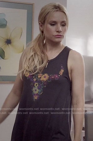 Eleanor's floral bull tank on The Good Place