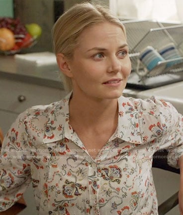 Emma's floral print button down shirt on Once Upon a Time