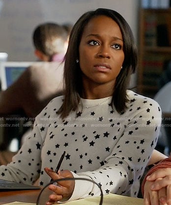 Michaela's black and white star print sweater on How to Get Away with Murder