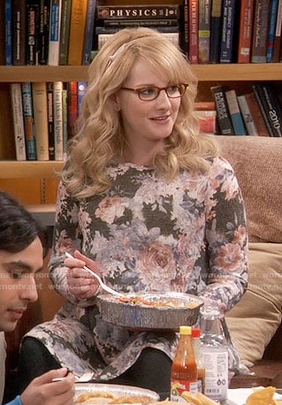 Bernadette's floral maternity tunic on The Big Bang Theory