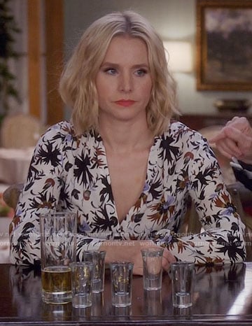 Eleanor's white floral dress on The Good Place