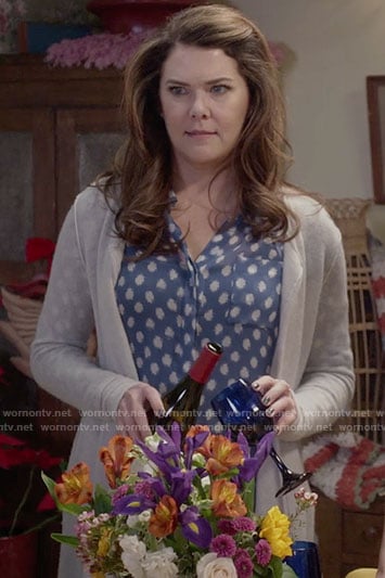 Lorelai's blue polka dot top on Gilmore Girls: A Year in the Life