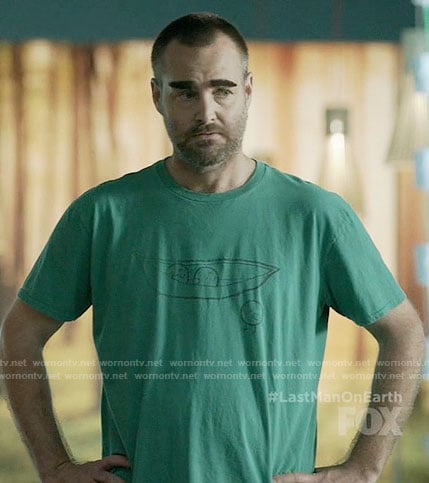 Tandy's green peas in a pod tee on Last Man on Earth
