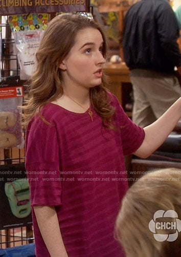Eve's pink striped tee on Last Man Standing