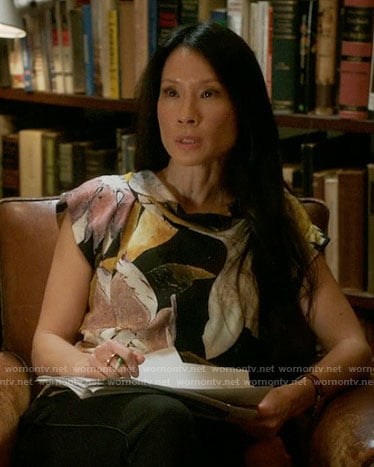 Joan's printed top on Elementary