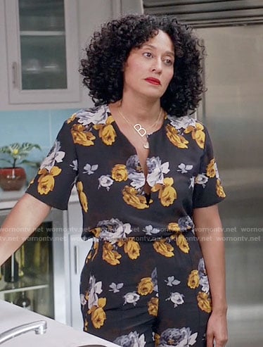 Rainbow's black and yellow floral top and pants on Black-ish