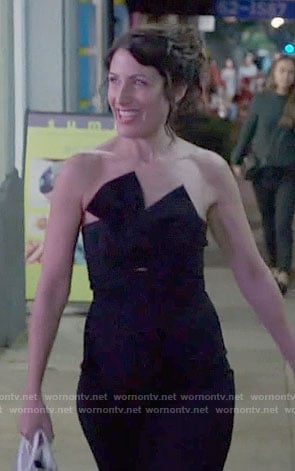 Abby's black strapless dress on Girlfriends Guide to Divorce