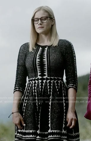 Alice's black and white triangle patterned dress on The Magicians