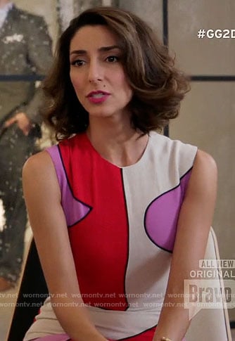 Delia's pink and red colorblock dress on Girlfriends Guide to Divorce