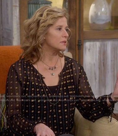 Vanessa's black star print blouse on Last Man Standing