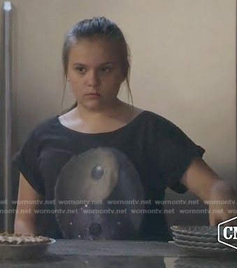Daphne's yin yang tee on Nashville