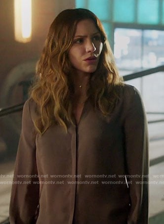 Paige's brown blouse on Scorpion