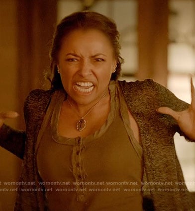 Bonnie's green henley tank top on The Vampire Diaries