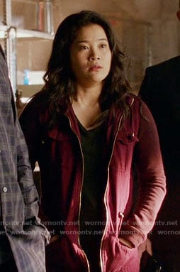 Happy's burgundy jacket with knit sleeves on Scorpion